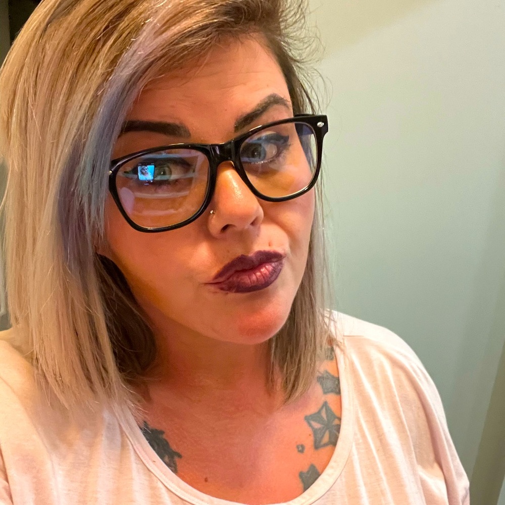 Meet your Posher, Kerri